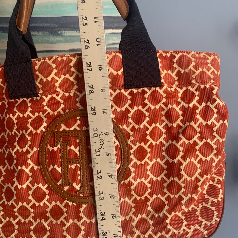 Tommy Hilfiger purse / tote